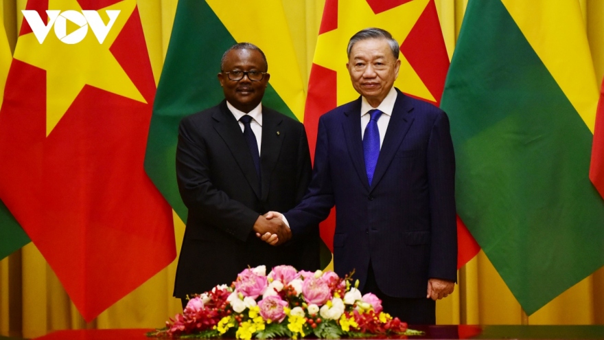 Vietnam and Guinea-Bissau seek to enhance all-round cooperation